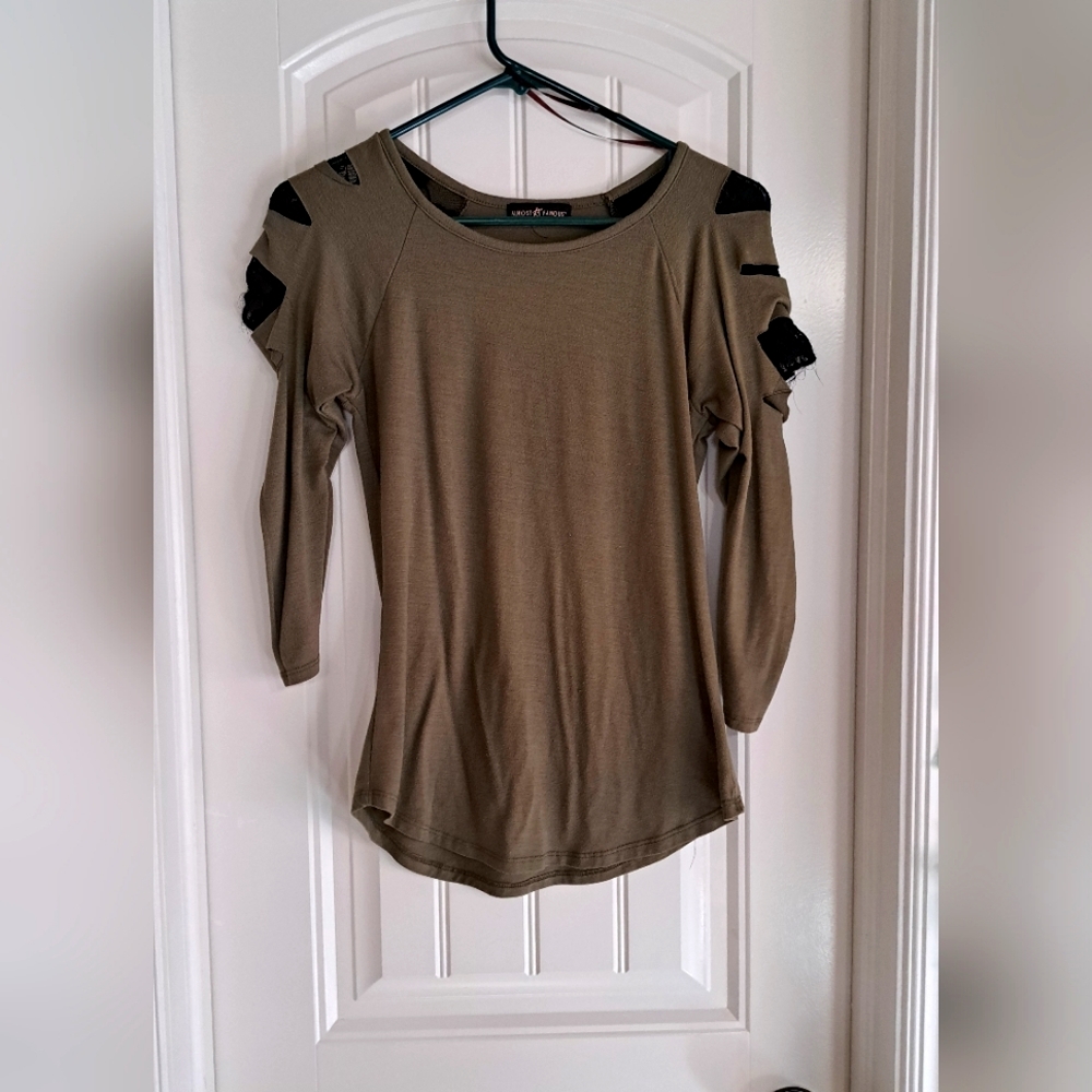 Long sleeve shirt